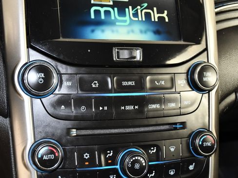 Used 2016 Chevrolet Malibu LTZ FWD image 26