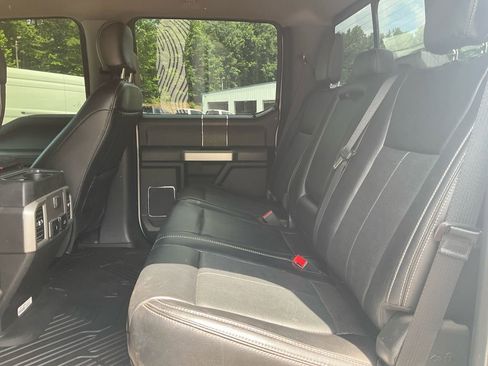 Used 2021 Ford F250 Lariat w/ Lariat Ultimate Package AWD/4WD image 14