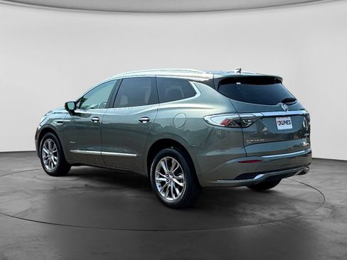 Used 2023 Buick Enclave Avenir w/ Avenir Technology Package AWD/4WD image 8