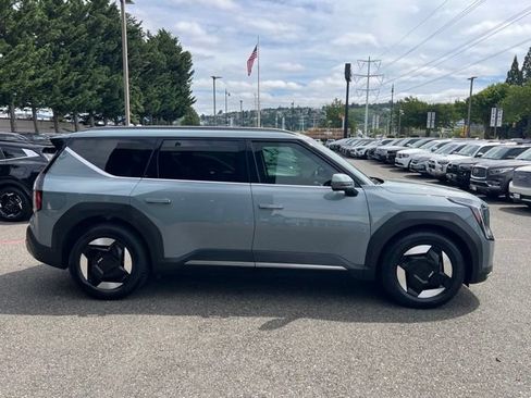 Certified 2024 Kia EV9 Wind AWD/4WD image 6