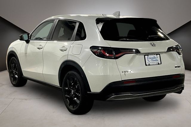 Used 2024 Honda HR-V Sport image 4