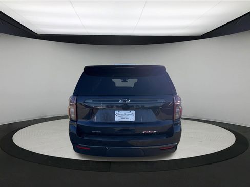 Used 2022 Chevrolet Suburban RST w/ Luxury Package image 5