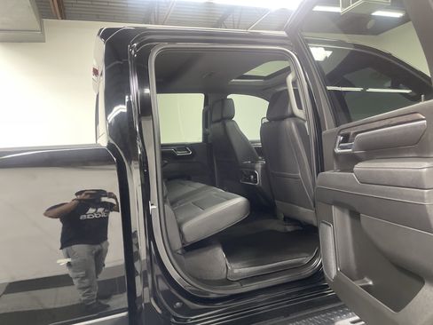 Used 2025 Chevrolet Silverado 2500 LTZ w/ Trail Boss Package image 19