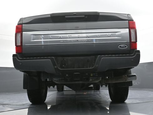 Used 2022 Ford F350 Platinum w/ FX4 Off-Road Package image 31