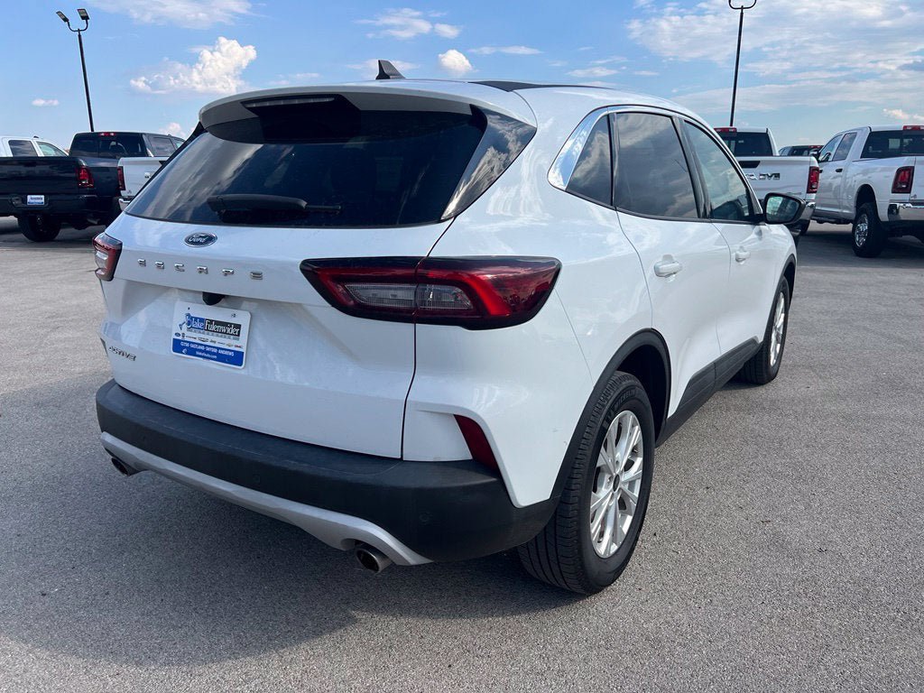 Used 2023 Ford Escape Active w/ Tech Pack #1 FWD image 6