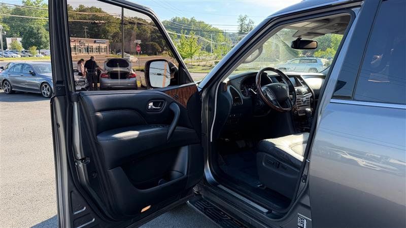 Used 2019 INFINITI QX80 Luxe AWD/4WD image 22