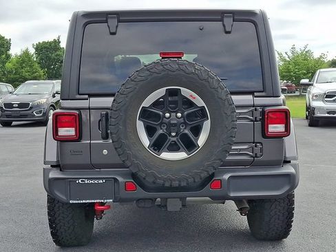 Used 2018 Jeep Wrangler Unlimited Rubicon AWD/4WD image 8