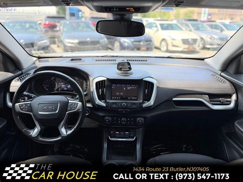 Used 2021 GMC Terrain SLE w/ Driver Convenience Package AWD/4WD image 18
