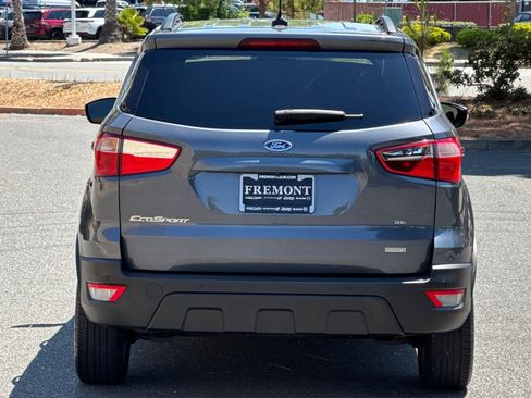 Used 2020 Ford EcoSport SE w/ SE Convenience Package image 4