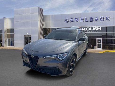 Used 2022 Alfa Romeo Stelvio Veloce AWD/4WD image 13