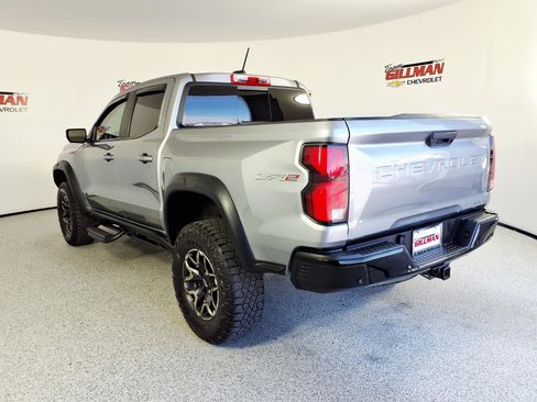 Used 2023 Chevrolet Colorado ZR2 w/ ZR2 Convenience Package III image 2