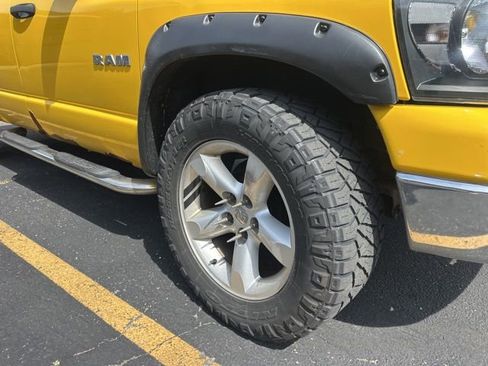 Used 2008 Dodge Ram 1500 Truck SLT AWD/4WD image 3