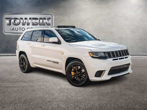 Used 2020 Jeep Grand Cherokee Trackhawk image 3