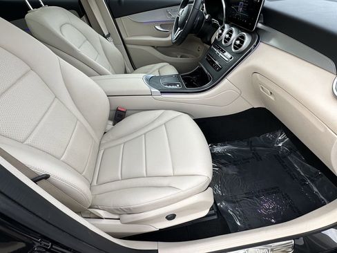Certified 2022 Mercedes-Benz GLC 300 image 15