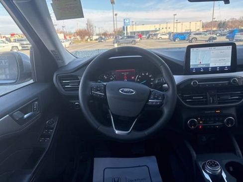 Used 2022 Ford Escape SEL w/ Class II Trailer Tow Package image 14