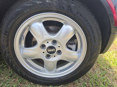 Used 2011 MINI Cooper Hardtop FWD image 36