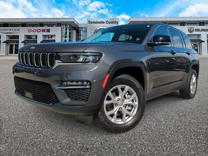 Used 2022 Jeep Grand Cherokee Limited w/ Trailer Tow Prep Group (B)