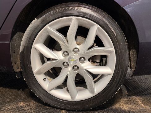Used 2014 Chevrolet Impala LT FWD image 8