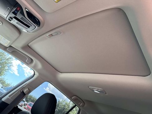 New 2025 Subaru Outback Limited image 21