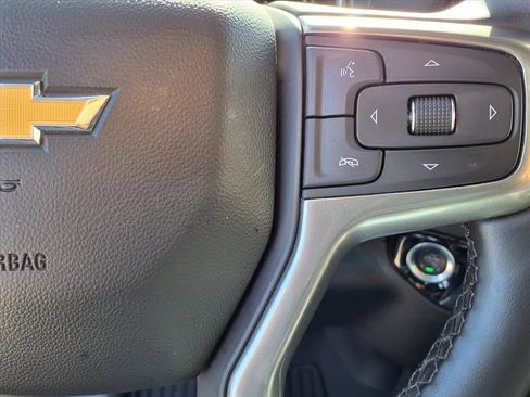 Used 2025 Chevrolet Silverado 1500 LT image 13