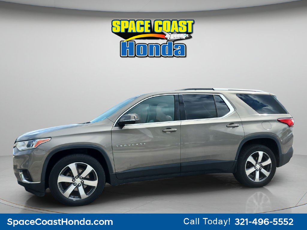 Used 2018 Chevrolet Traverse LT FWD image 9