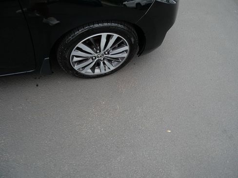 Used 2015 Honda Fit EX-L image 32