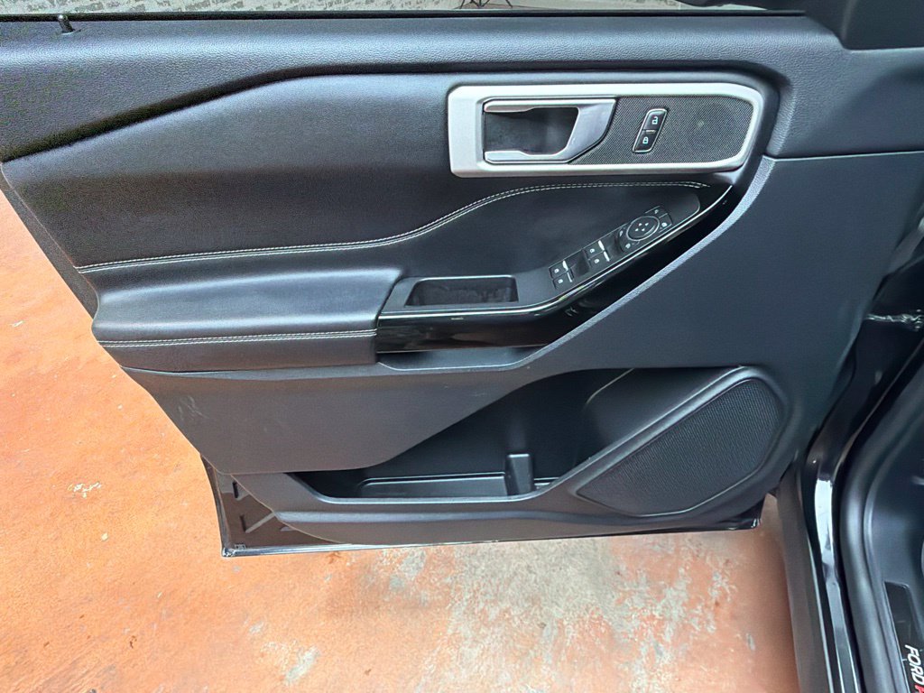 Used 2022 Ford Explorer ST w/ ST Street Pack RWD image 27
