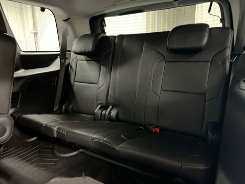 Used 2018 Chevrolet Tahoe LT AWD/4WD image 19