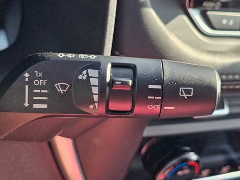 Used 2023 Nissan Rogue SV image 23