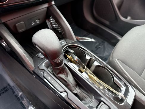 Used 2025 Chevrolet TrailBlazer LT image 21