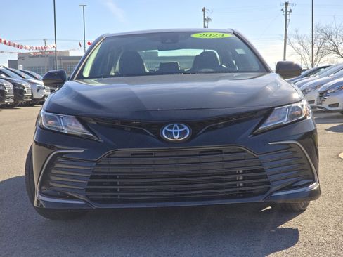 Used 2024 Toyota Camry LE image 10