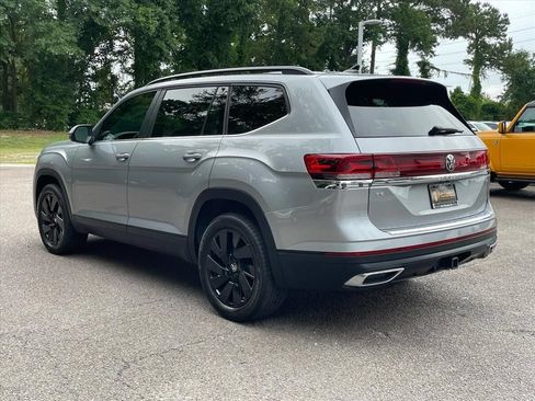 Used 2024 Volkswagen Atlas SE FWD image 26