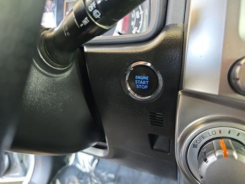 Used 2024 Toyota 4Runner SR5 image 18