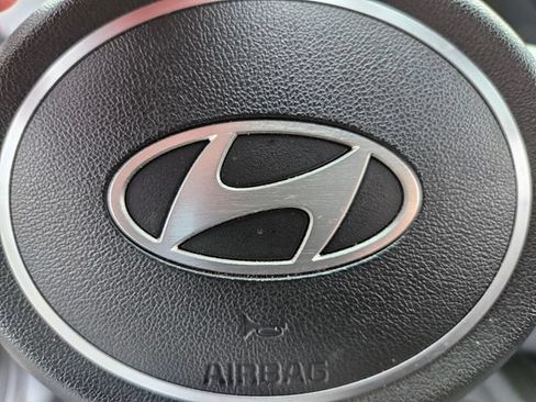 Used 2024 Hyundai Elantra SEL w/ Convenience Package FWD image 33