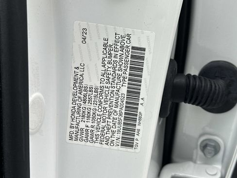 Used 2023 Acura TLX image 31