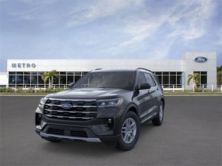 New 2025 Ford Explorer Active w/ Active Comfort Package video 2