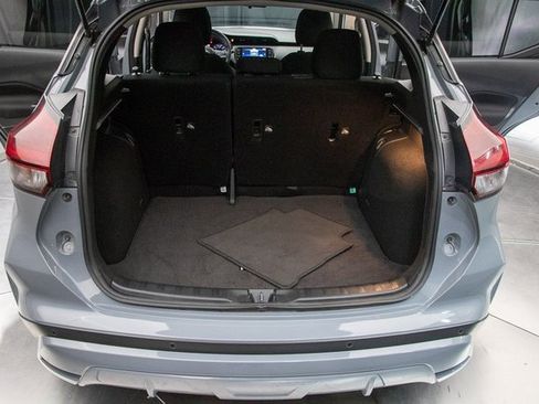 Used 2023 Nissan Kicks SV image 19