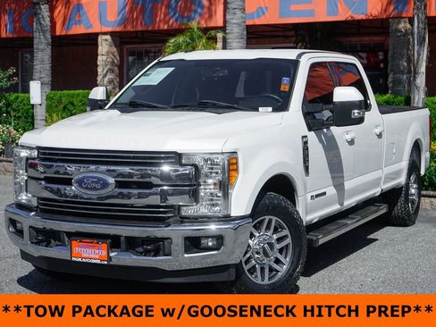 Used 2017 Ford F350 Lariat image 4