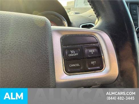 Used 2017 Dodge Grand Caravan GT image 22