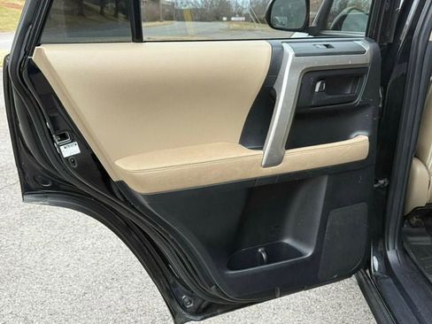 Used 2010 Toyota 4Runner SR5 image 13