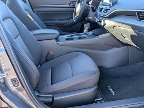 Certified 2025 Nissan Altima 2.5 S FWD image 25
