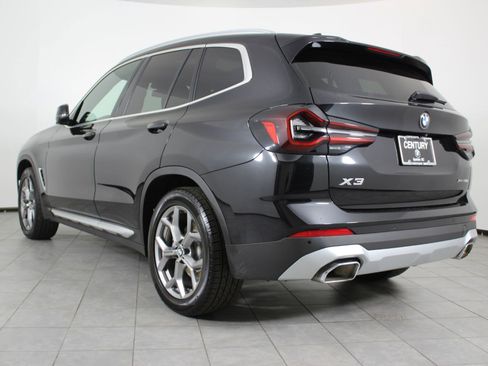 Used 2024 BMW X3 xDrive30i image 3