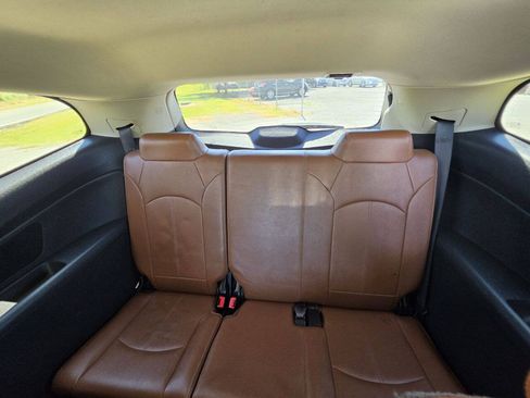 Used 2015 Chevrolet Traverse LT FWD image 7