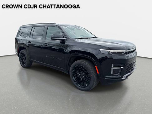New 2026 Jeep Grand Wagoneer Limited AWD/4WD image 2