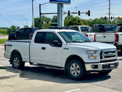 Used 2017 Ford F150 XLT w/ Equipment Group 301A Mid AWD/4WD image 7