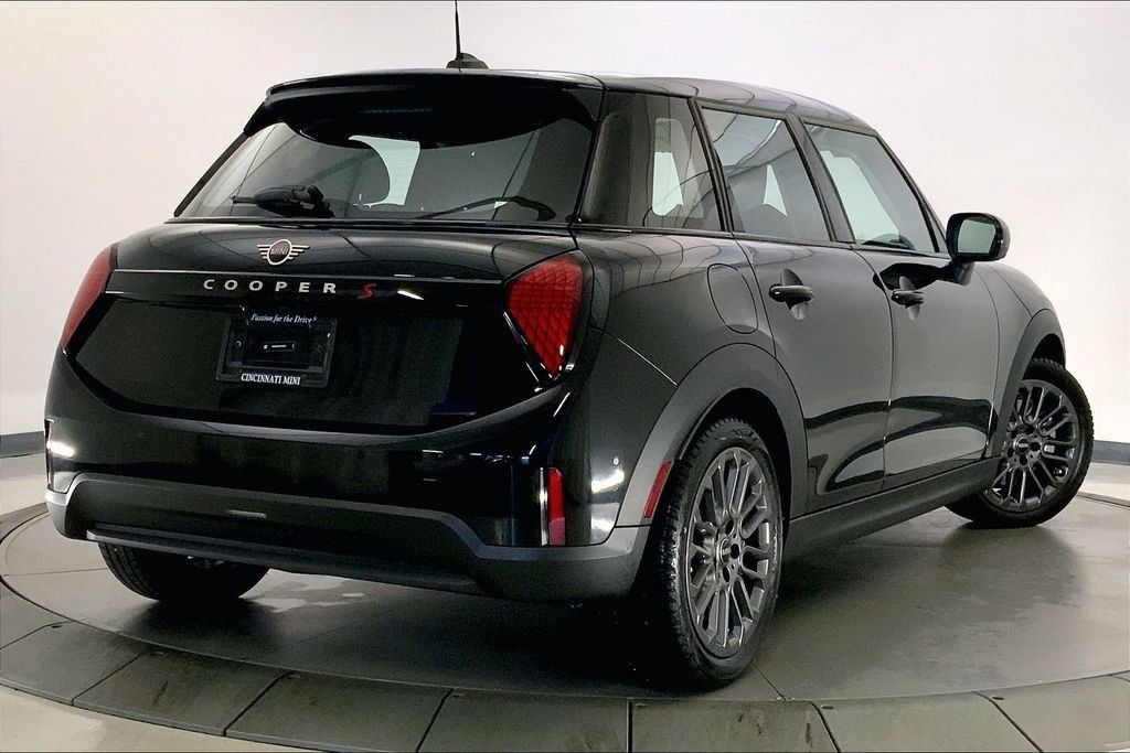 Used 2025 MINI Cooper S FWD image 12