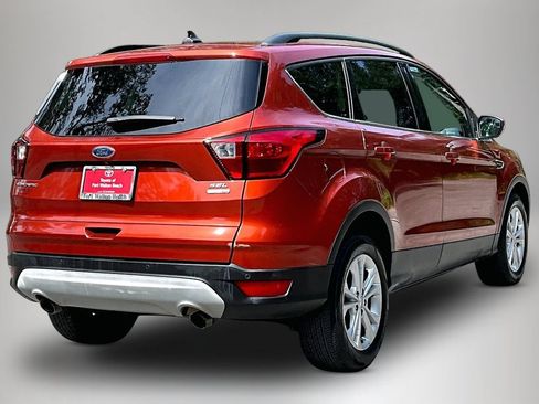 Used 2019 Ford Escape SEL AWD/4WD image 5