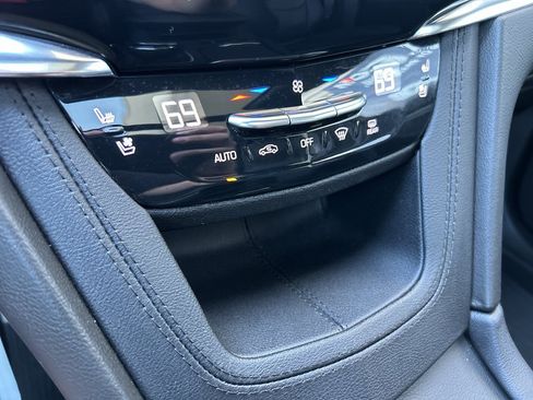 Certified 2023 Cadillac XT6 Sport w/ Technology Package AWD/4WD image 22