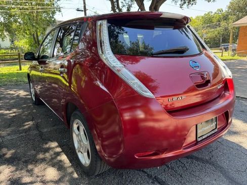 Used 2015 Nissan Leaf SV w/ LED & Quick Charge Package image 4