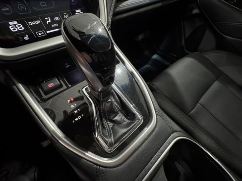 Used 2021 Subaru Outback Limited image 24